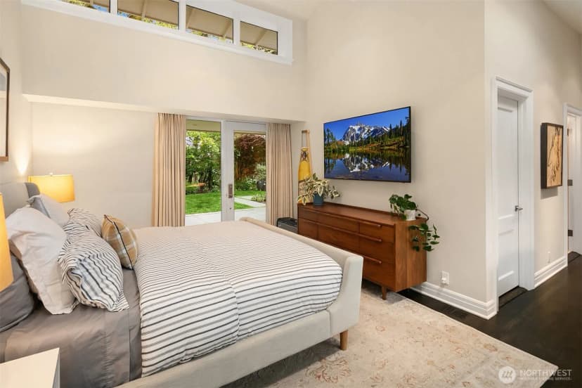 Property photo for 2017 Parkside Drive E, Seattle photo 21