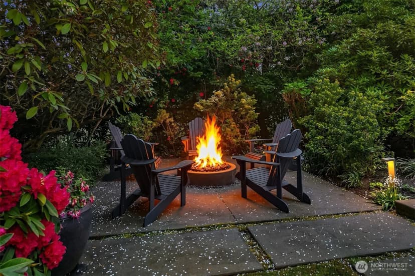 Property photo for 2017 Parkside Drive E, Seattle photo 34