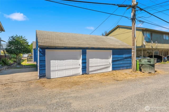 Property photo for 3015 Dover Street, Longview photo 3