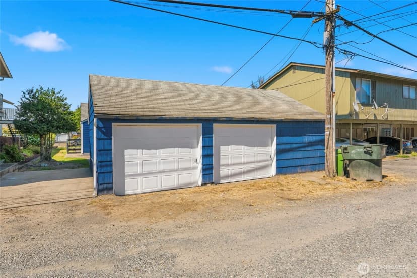 Property photo for 3015 Dover Street, Longview photo 3