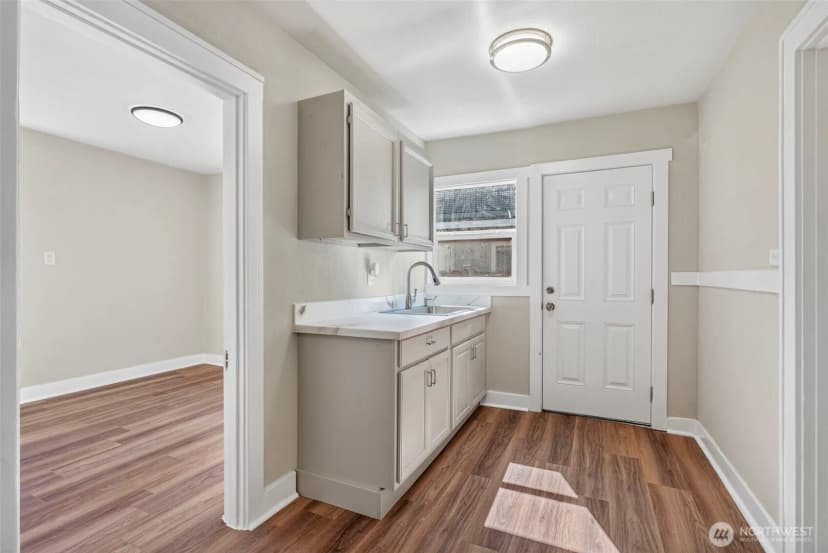 Property photo for 3015 Dover Street, Longview photo 11
