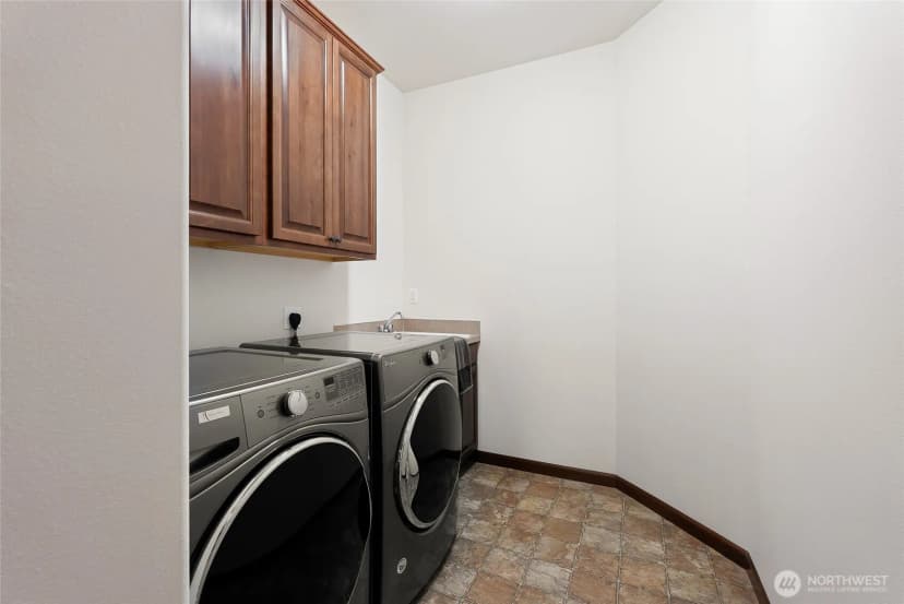 Property photo for 726 Twin Brooks Drive, Mount Vernon photo 26