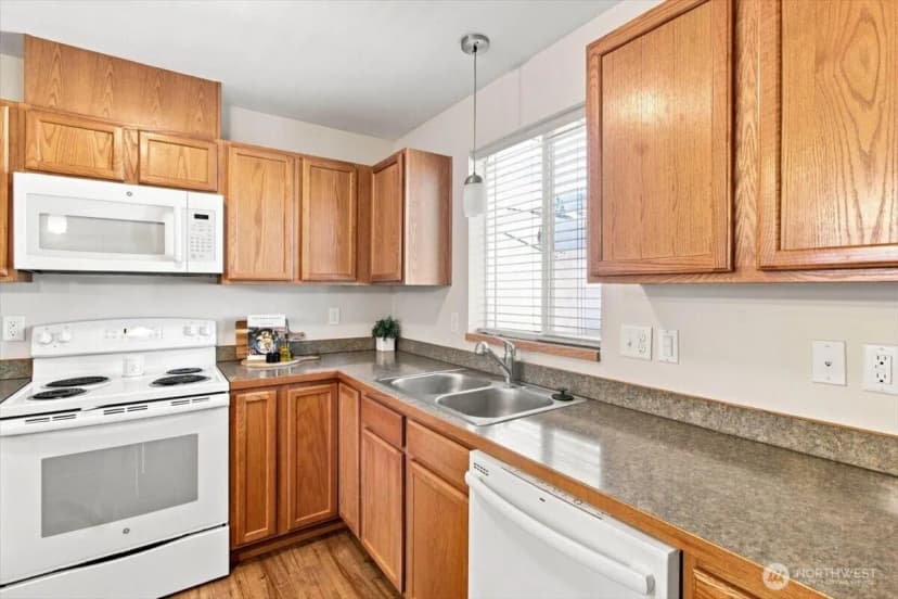 Property photo for 760 Sunset Avenue, Wenatchee photo 9