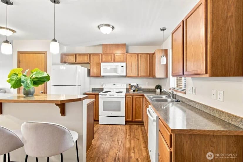 Property photo for 760 Sunset Avenue, Wenatchee photo 8