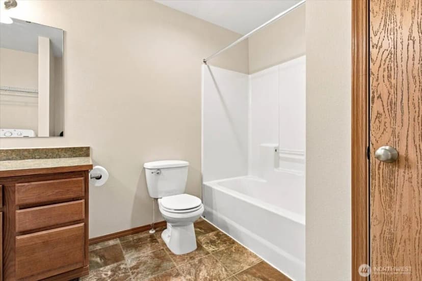 Property photo for 760 Sunset Avenue, Wenatchee photo 16