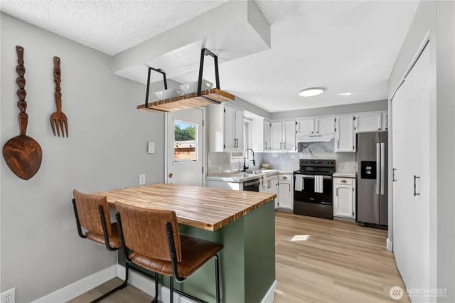 Property photo for 4165 Cougar Road, Bellingham