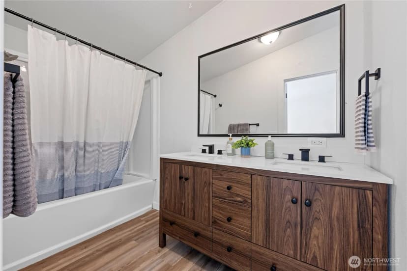 Property photo for 2704 224th Street, Ocean Park photo 22