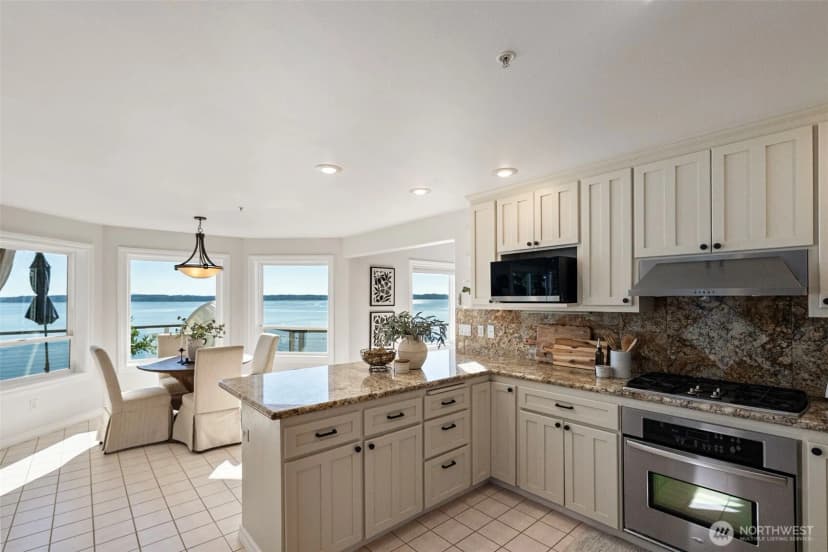 Property photo for 182 Bow Road, Fox Island photo 10