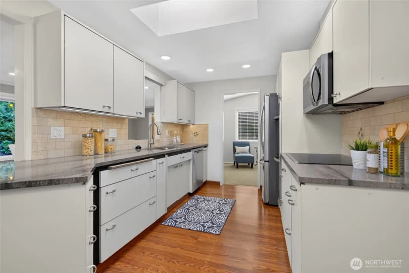 Property photo for 509 Nw 178th Place, Shoreline photo 8