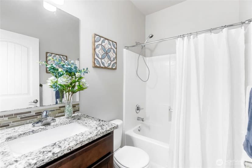 Property photo for 3824 Discovery Avenue Sw, Bremerton photo 14
