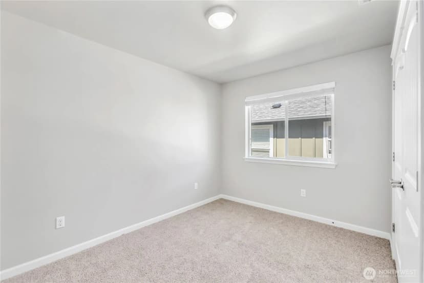 Property photo for 3824 Discovery Avenue Sw, Bremerton photo 20
