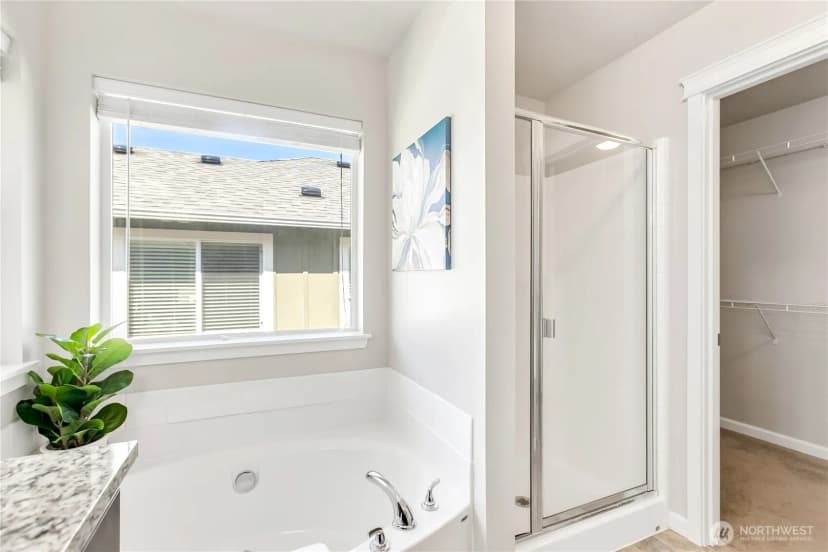 Property photo for 3824 Discovery Avenue Sw, Bremerton photo 19