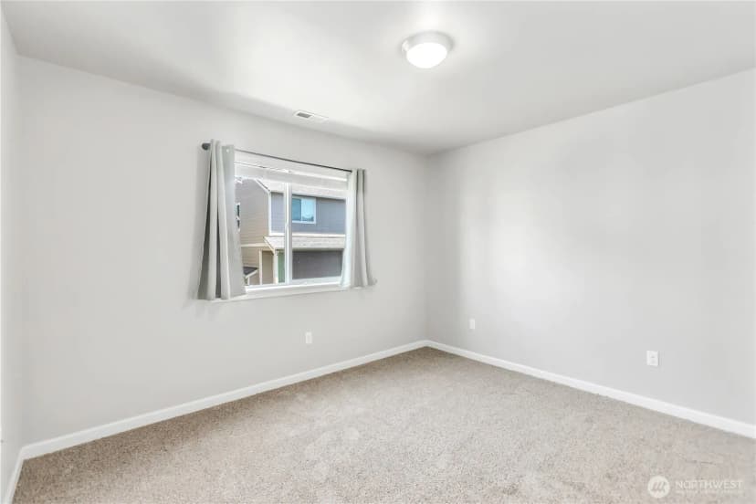 Property photo for 3824 Discovery Avenue Sw, Bremerton photo 22