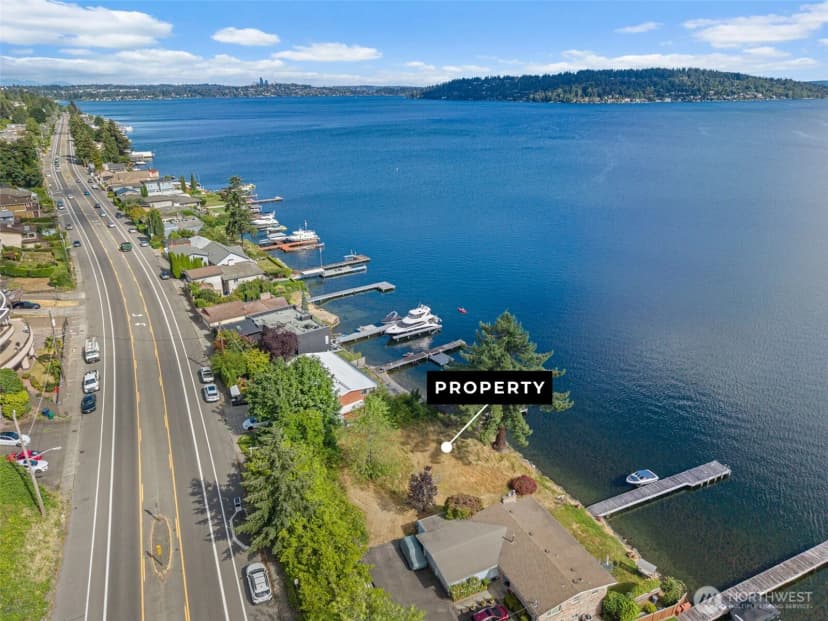Property photo for 11136 Rainier Avenue S, Seattle photo 15