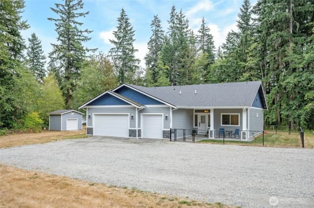 Property photo for 14520 254th Street E, Graham photo 3