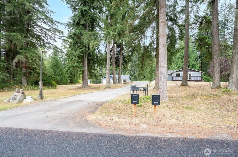 Property photo for 14520 254th Street E, Graham photo 4