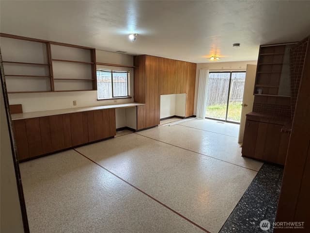 Property photo for 15109 Se Newport Way, Bellevue photo 2