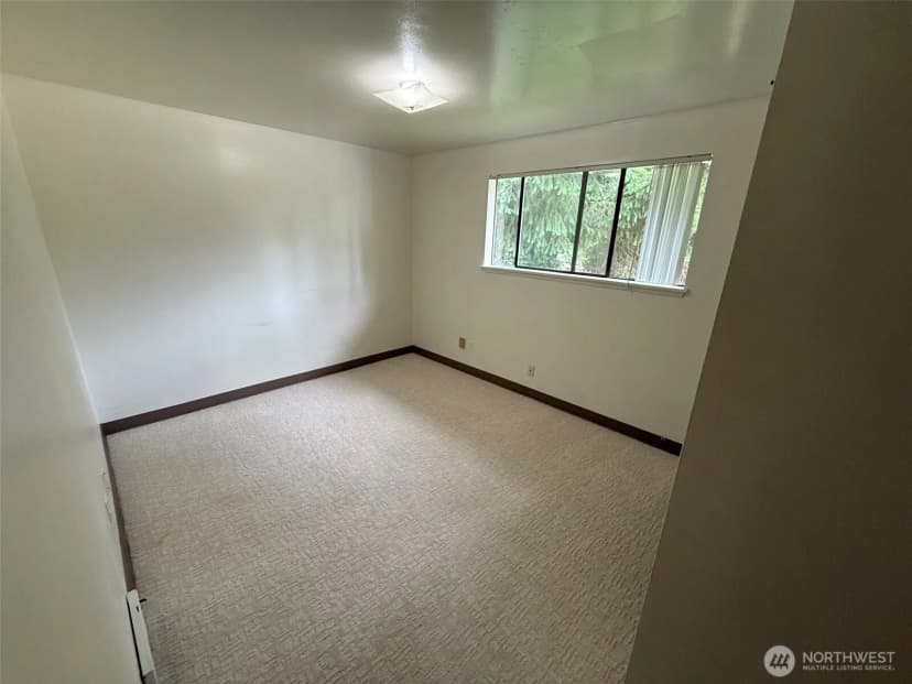 Property photo for 15109 Se Newport Way, Bellevue photo 9