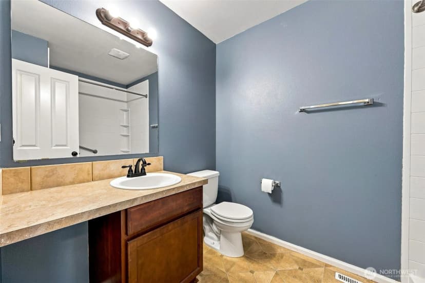 Property photo for 1404 Daffodil Avenue Ne, Orting photo 13