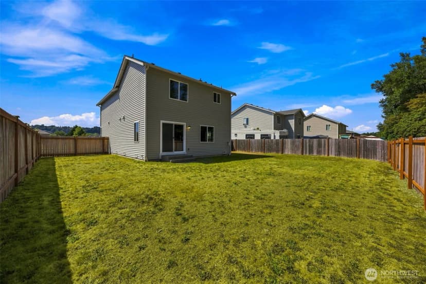 Property photo for 1404 Daffodil Avenue Ne, Orting photo 22