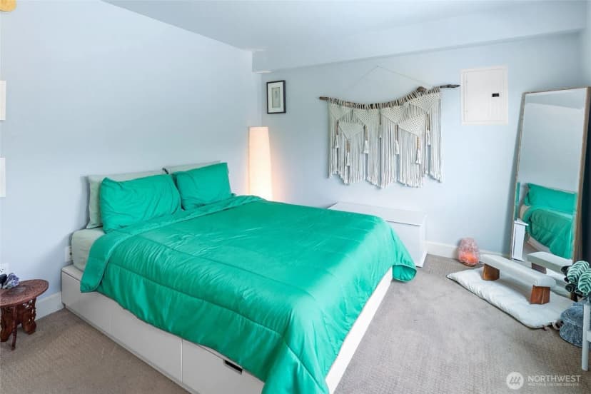 Property photo for 2514 57th Avenue Sw #203, Seattle photo 12