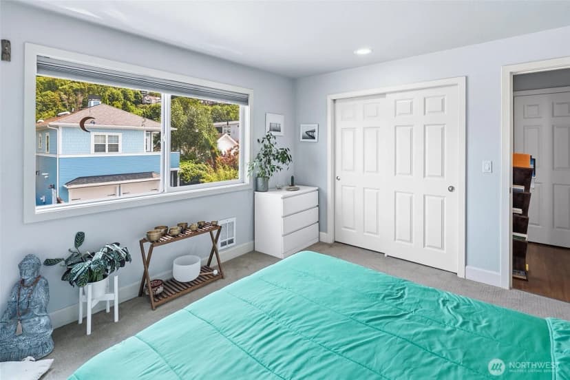 Property photo for 2514 57th Avenue Sw #203, Seattle photo 14