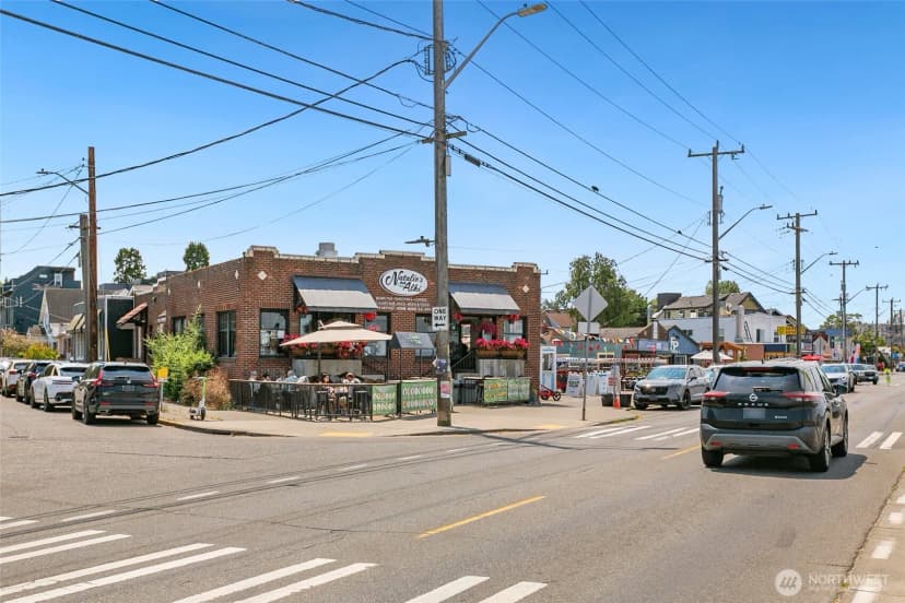 Property photo for 2514 57th Avenue Sw #203, Seattle photo 24