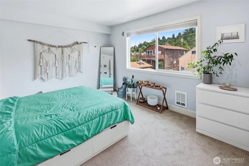 Property photo for 2514 57th Avenue Sw #203, Seattle photo 13