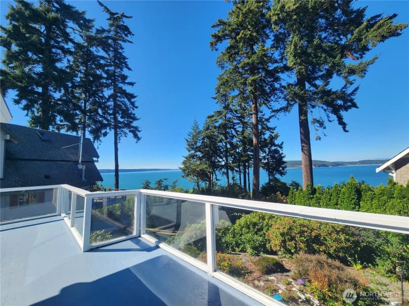 Property photo for 2426 Eastpoint Drive, Langley photo 23