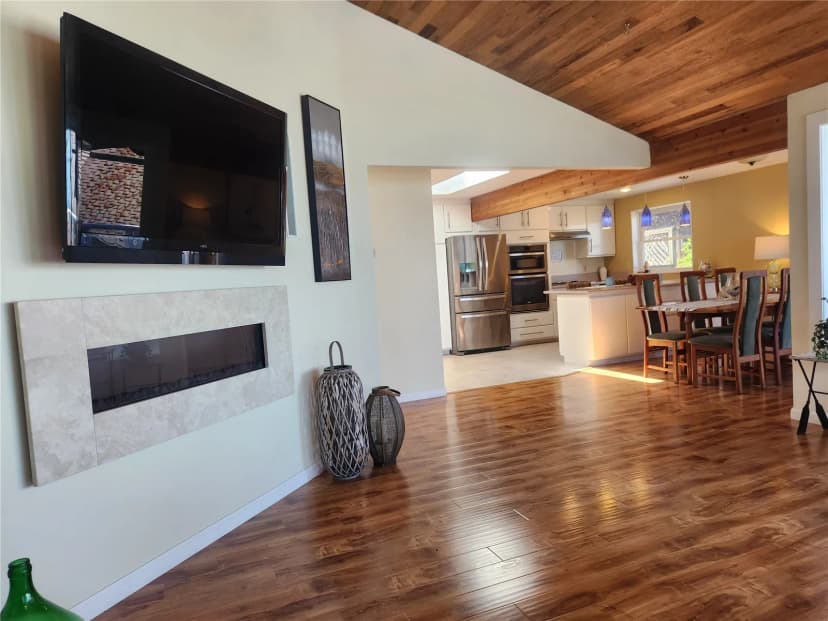 Property photo for 2426 Eastpoint Drive, Langley photo 8
