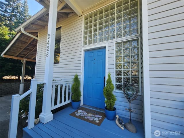 Property photo for 2426 Eastpoint Drive, Langley photo 4