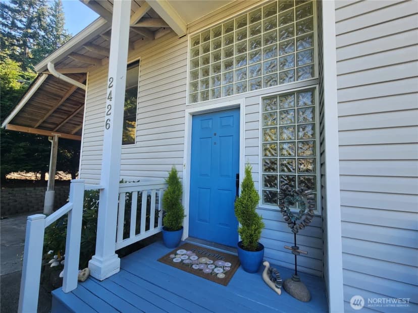 Property photo for 2426 Eastpoint Drive, Langley photo 4