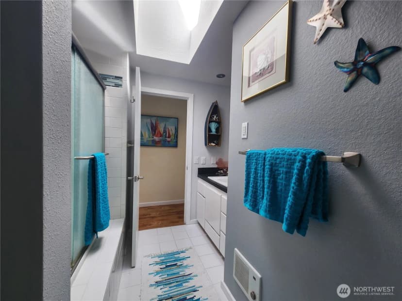Property photo for 2426 Eastpoint Drive, Langley photo 17