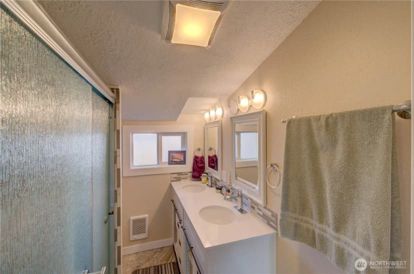 Property photo for 1213 269th Place, Ocean Park photo 13