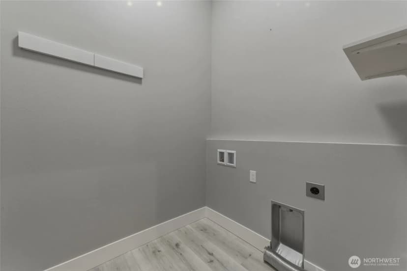 Property photo for 1037 Se Date Avenue #1, College Place photo 25