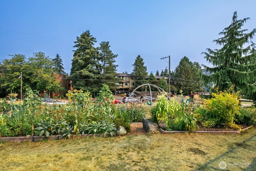 Property photo for 750 N 143rd Street #310, Seattle photo 26