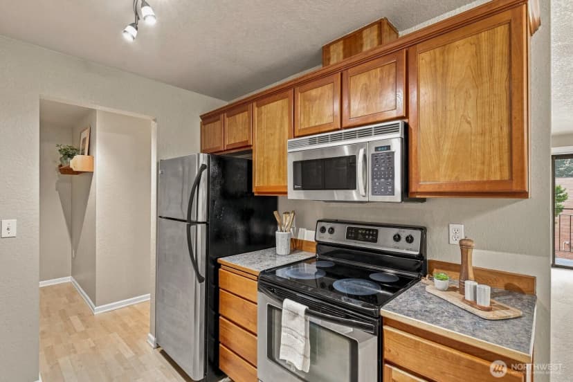 Property photo for 750 N 143rd Street #310, Seattle photo 8