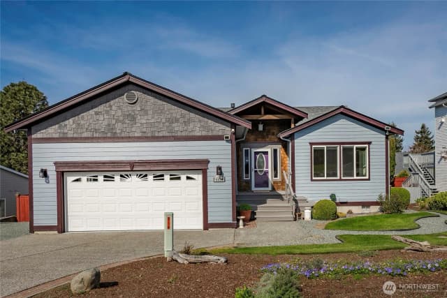 Property photo for 4410 Glasgow Way, Anacortes
