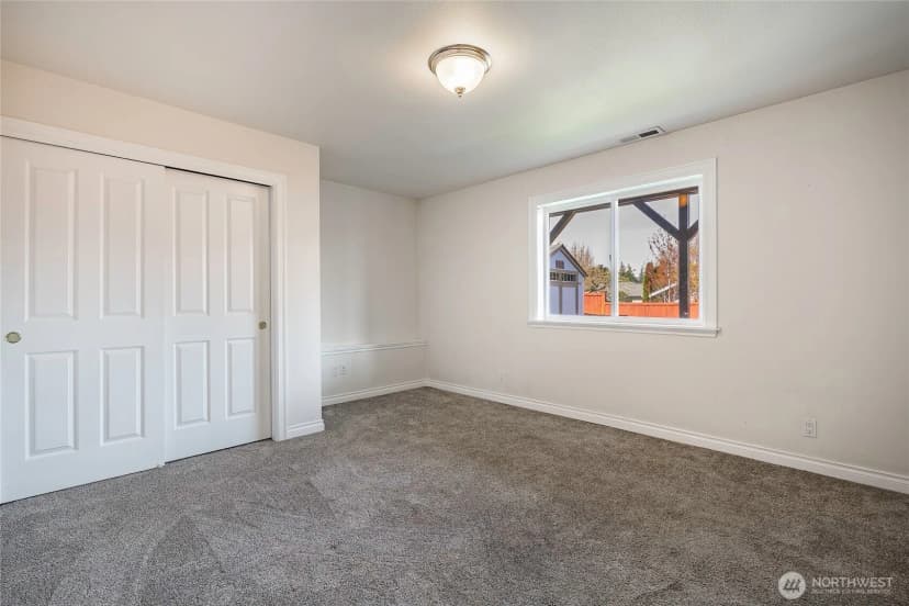 Property photo for 4410 Glasgow Way, Anacortes photo 25