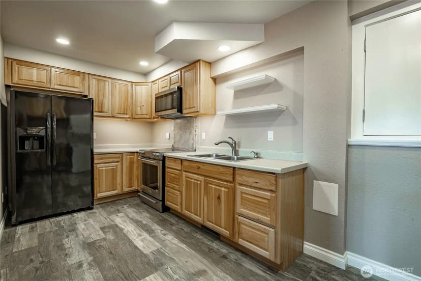 Property photo for 4410 Glasgow Way, Anacortes photo 22