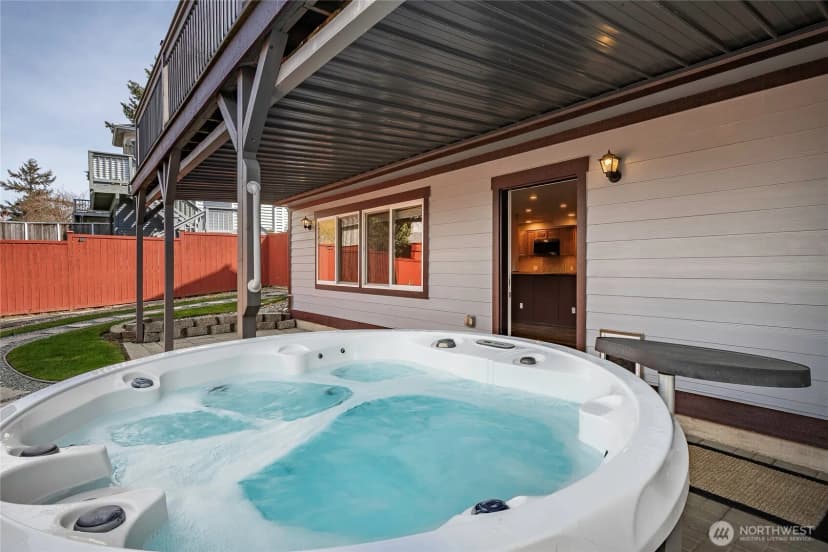 Property photo for 4410 Glasgow Way, Anacortes photo 30