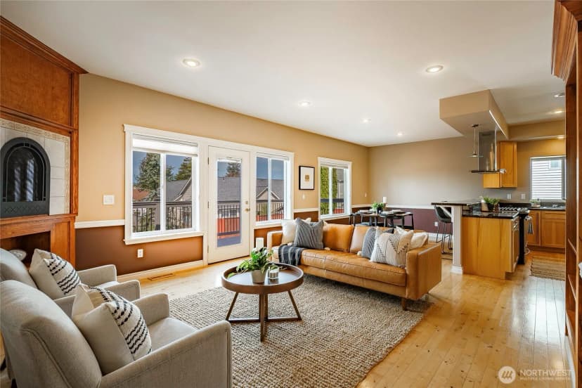 Property photo for 4410 Glasgow Way, Anacortes photo 12