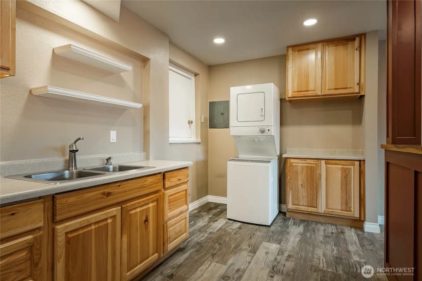Property photo for 4410 Glasgow Way, Anacortes photo 23