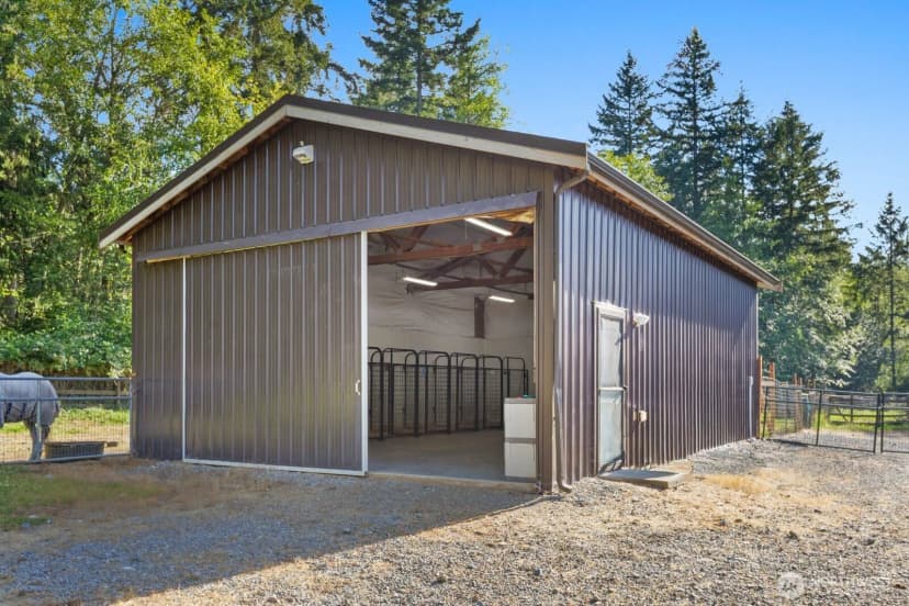 Property photo for 32113 98th Avenue E, Eatonville photo 32