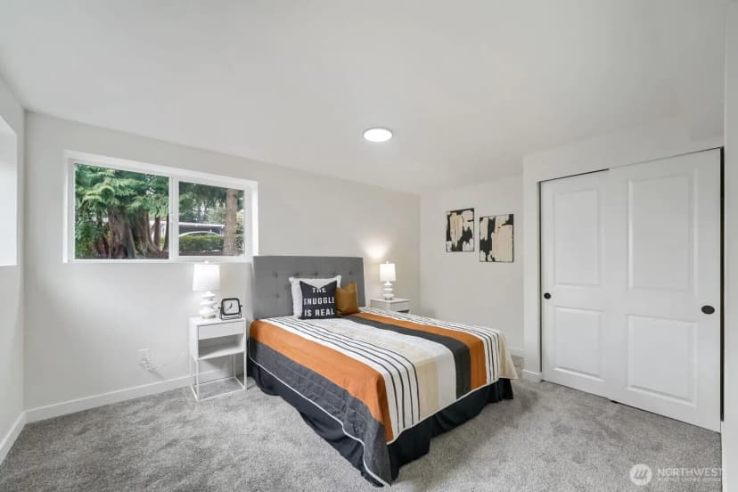 Property photo for 1302 Sw 125th Place, Burien photo 17