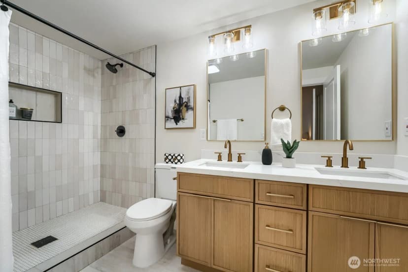 Property photo for 1302 Sw 125th Place, Burien photo 13