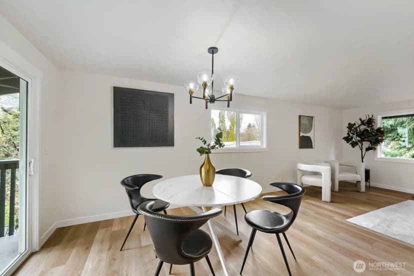 Property photo for 1302 Sw 125th Place, Burien photo 7