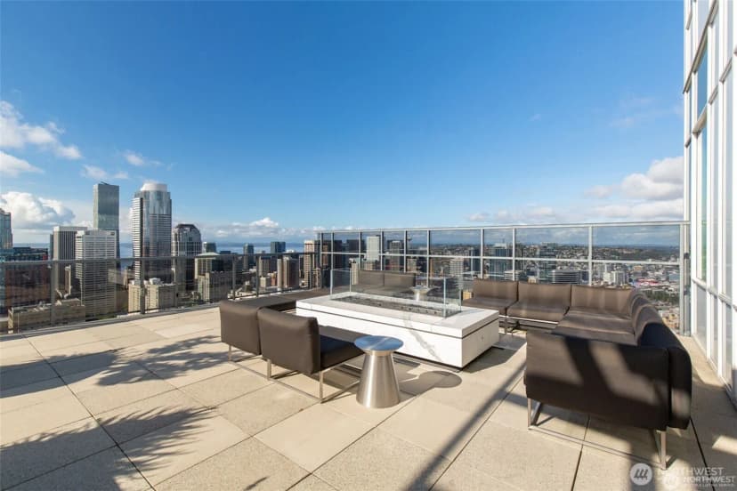 Property photo for 1321 Seneca Street #1902, Seattle photo 21