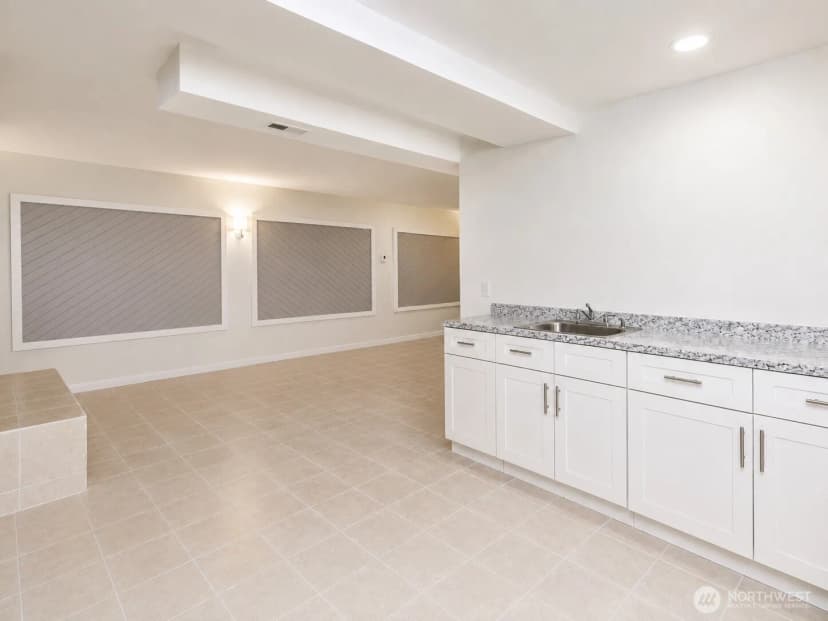 Property photo for 9439 11th Avenue Sw, Seattle photo 14