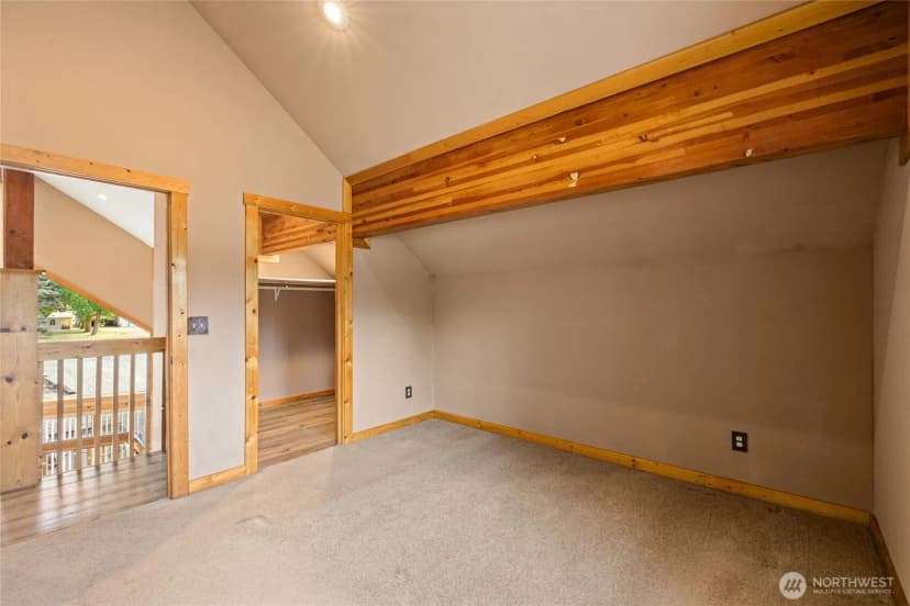 Property photo for 160 Ronald Ridge Drive, Ronald photo 20